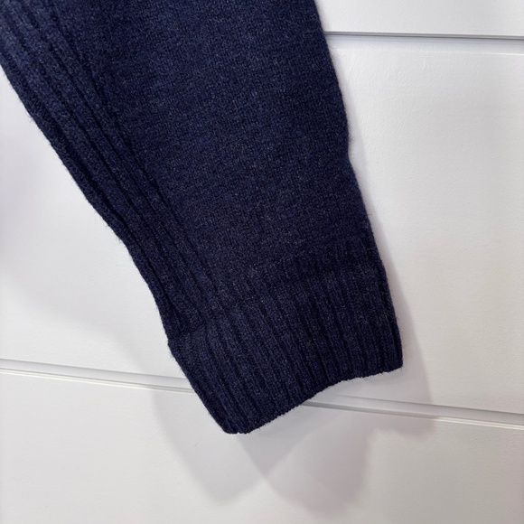 Country Classics navy blue 100% lambswool crew neck split hem sweater size L - Picture 5 of 16